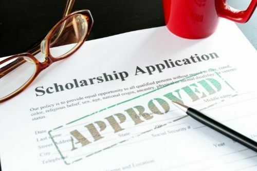 Prime 10 Scholarships in Spain