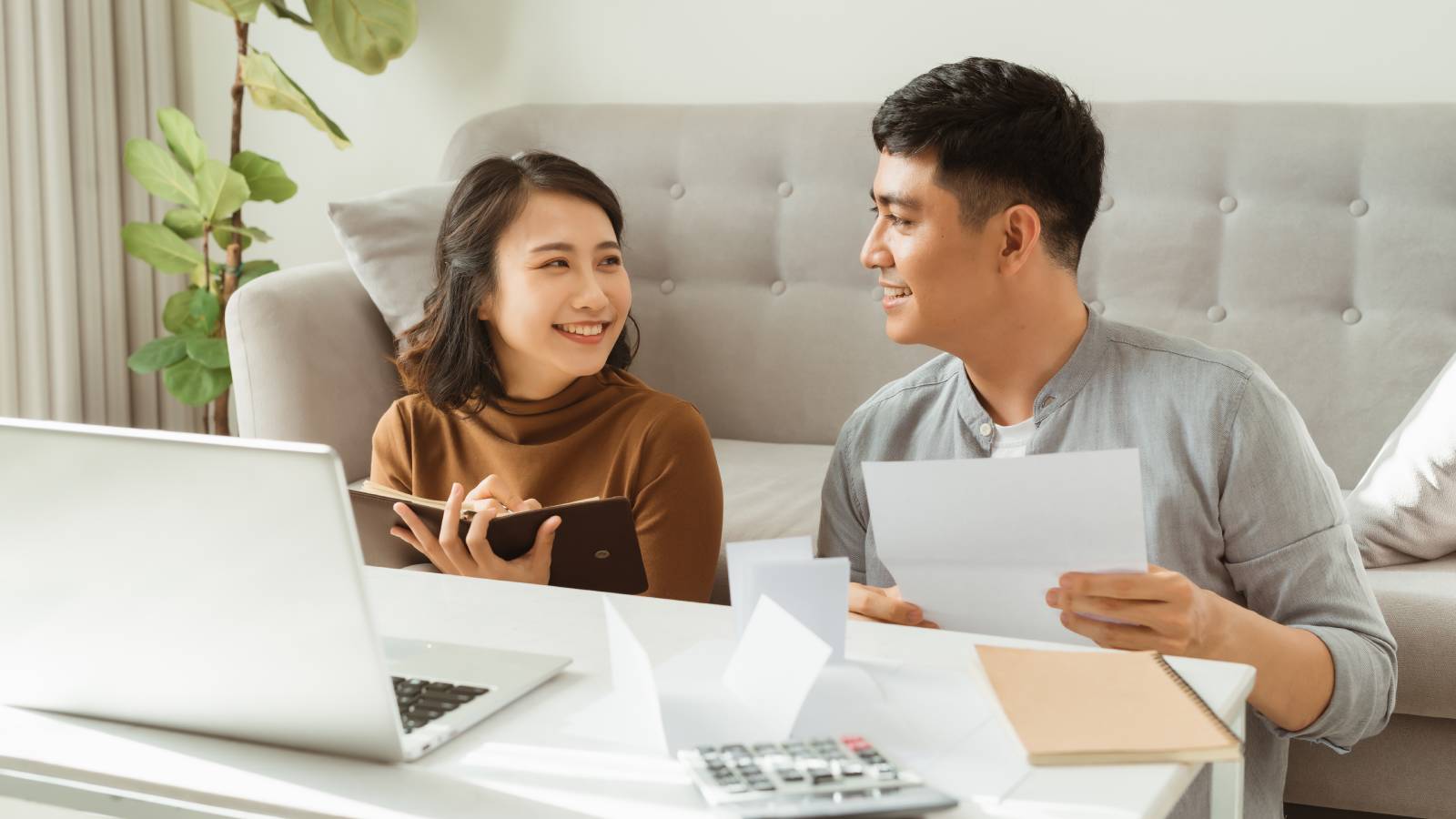 Lengthy-Time period Monetary Objectives: 6 Examples